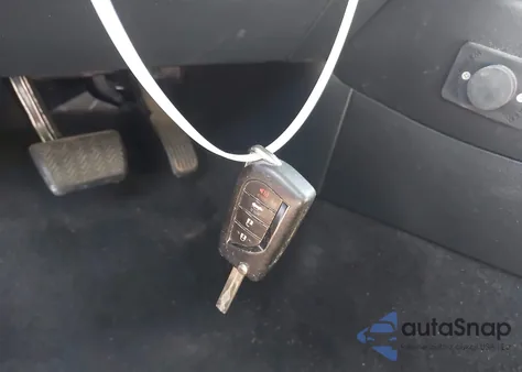 2020 Toyota Corolla Le z USA, uszkodzony, nr VIN 5YFEPRAE5LP128468